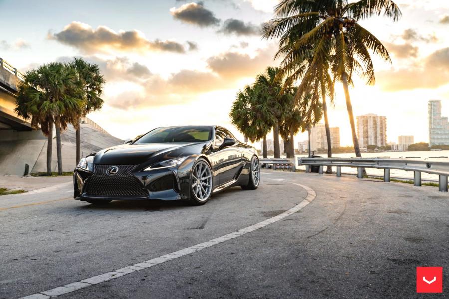  Lexus LC500 on Vossen Wheels (HF-3) 2019 года  (фото 10 из 42)
